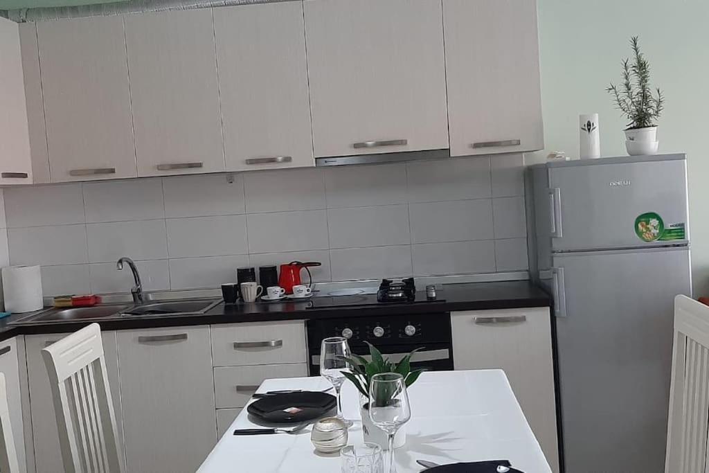 Gold Key Apartments, Durres Beach Kültér fotó